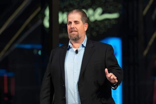 Breaking Down Silos How AI and Data Can Transform Hotel Commercial Strategy